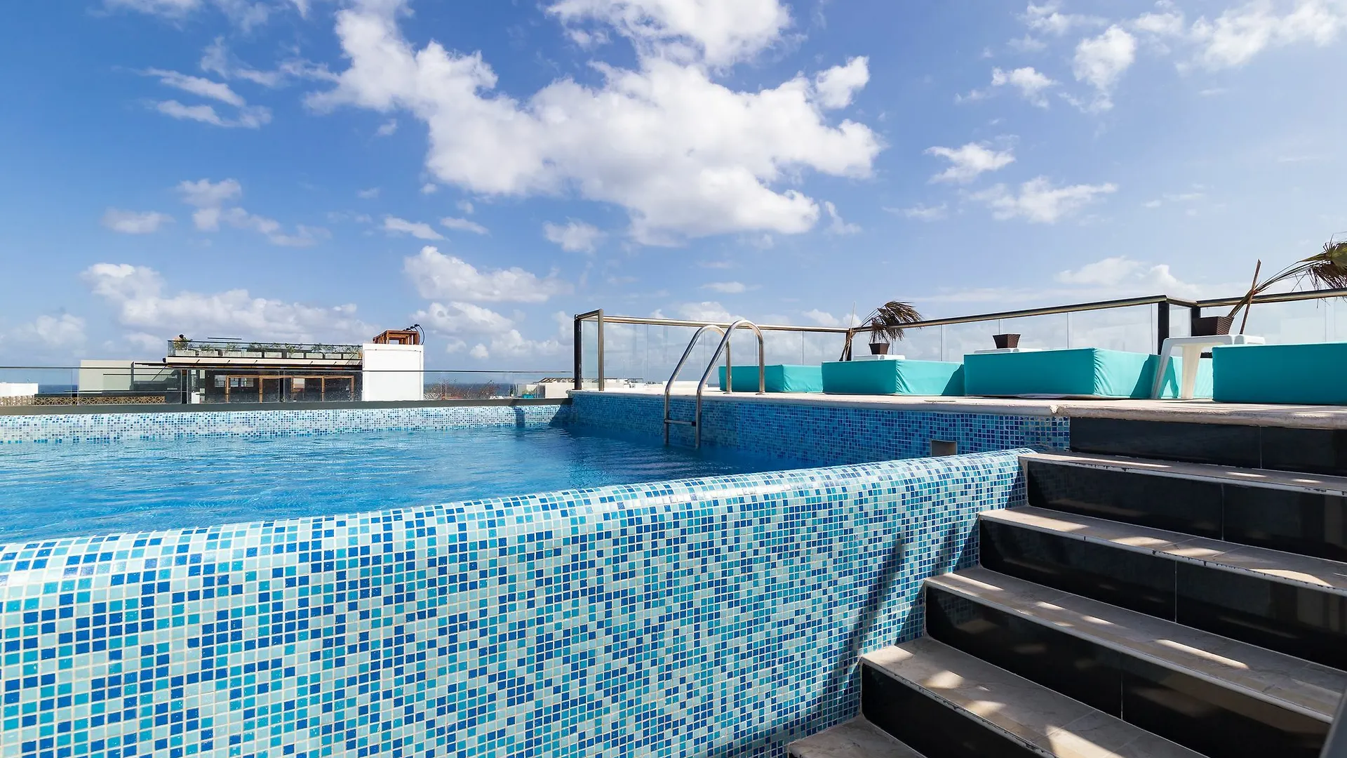 Menesse Quinta Mar By Cocobr Hotel Playa del Carmen